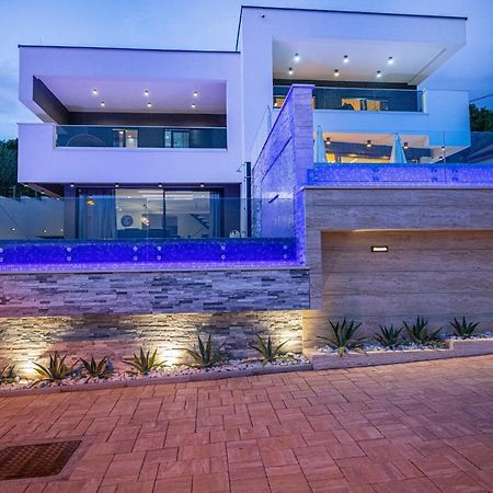 Villa Marassi With Heated Pool, Hot Tub And Sauna Crikvenica Eksteriør billede