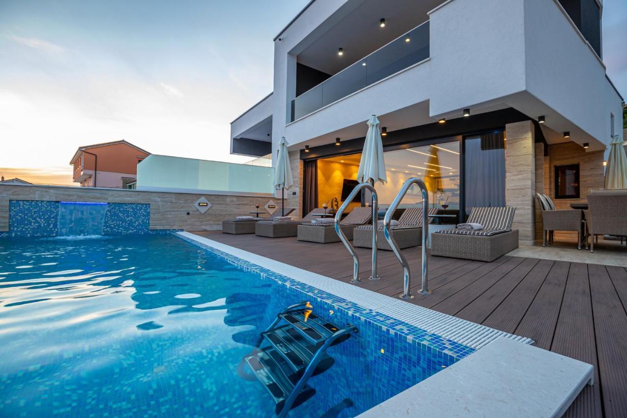 Villa Marassi With Heated Pool, Hot Tub And Sauna Crikvenica Eksteriør billede