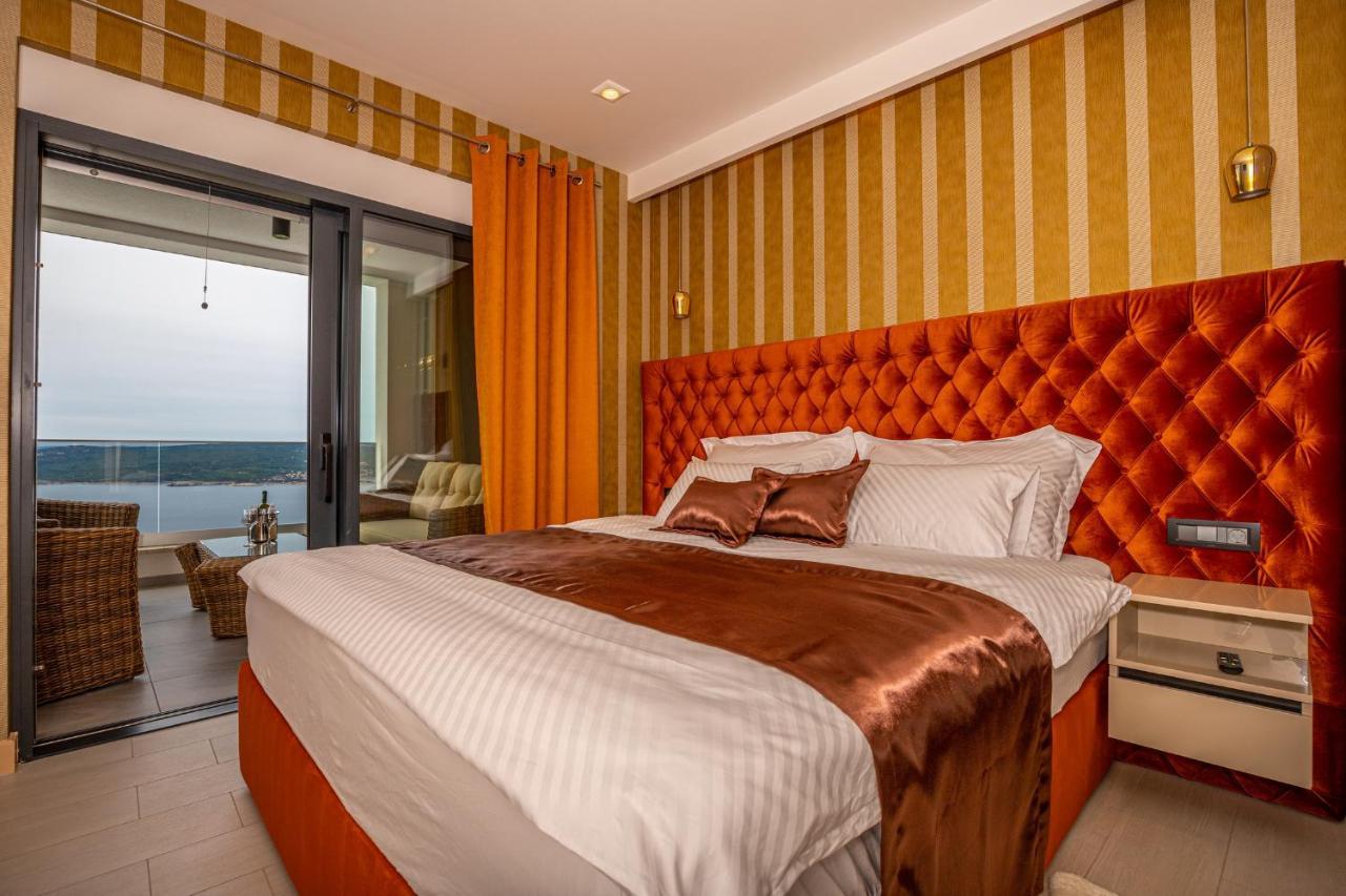 Villa Marassi With Heated Pool, Hot Tub And Sauna Crikvenica Eksteriør billede