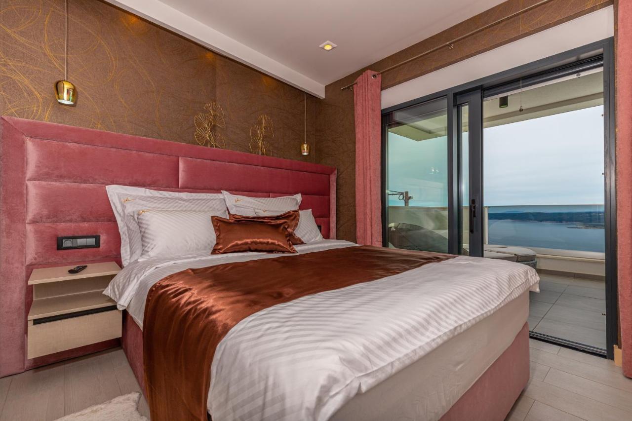 Villa Marassi With Heated Pool, Hot Tub And Sauna Crikvenica Eksteriør billede