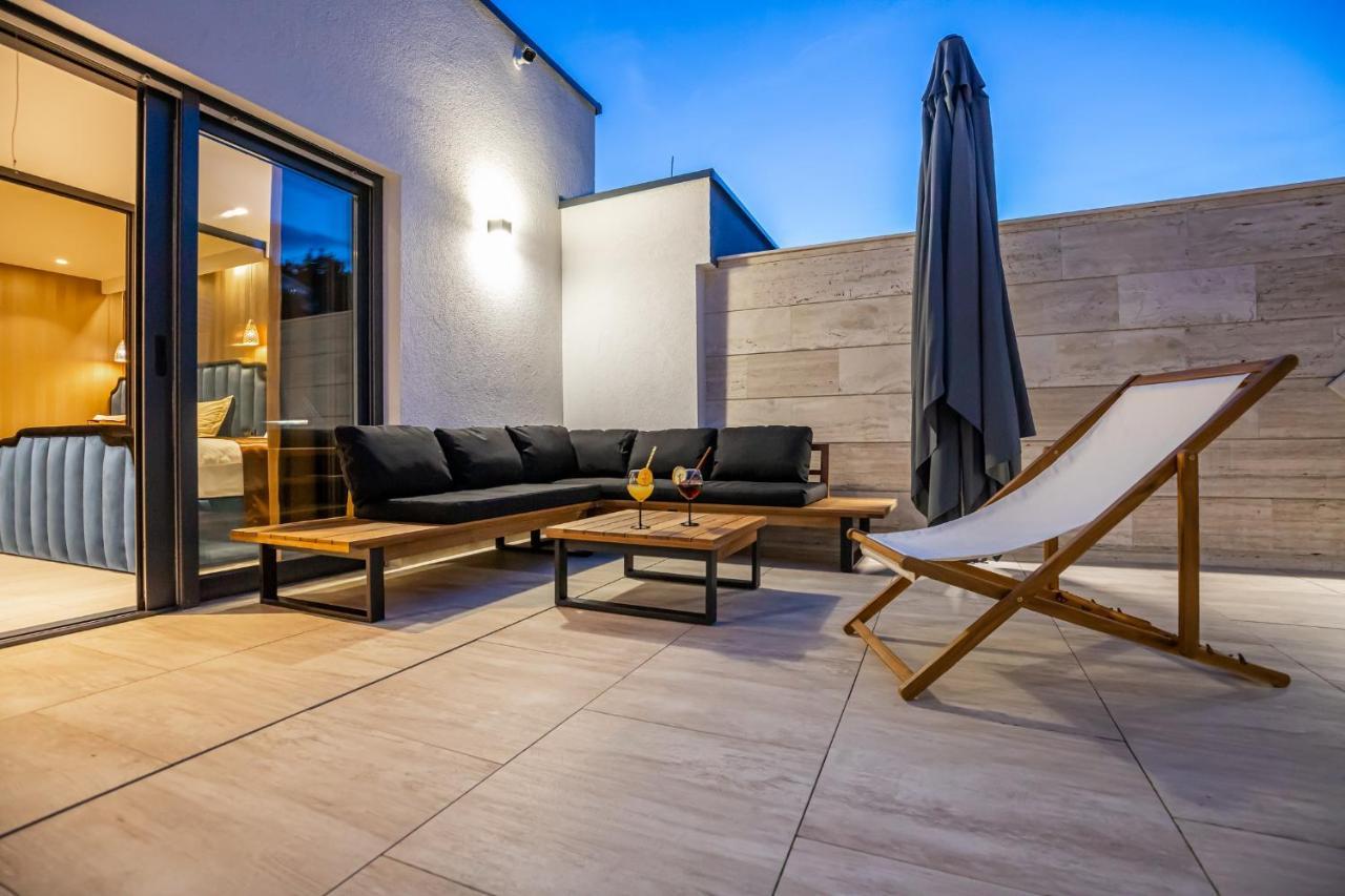Villa Marassi With Heated Pool, Hot Tub And Sauna Crikvenica Eksteriør billede